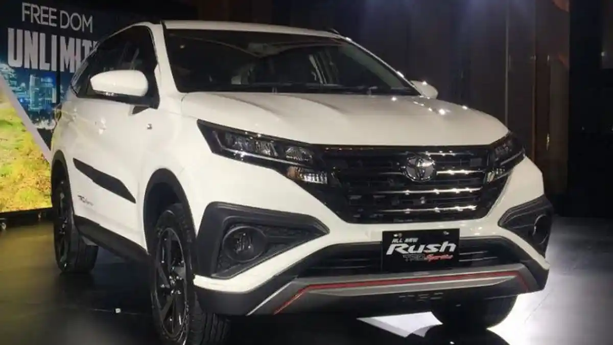 Ini Kisaran Harga Toyota Rush Terbaru 2018, Resmi Meluncur di Indonesia, Kini Berukuran Lebih Besar
