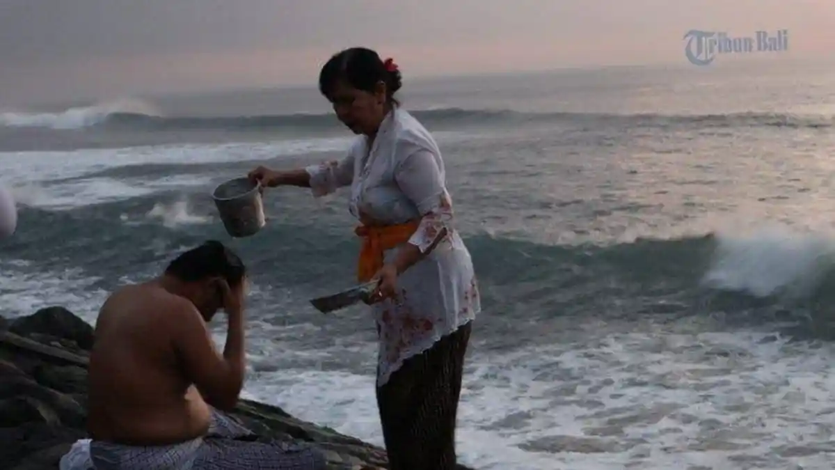 Mengenal Arti Hingga Makna Banyu Pinaruh