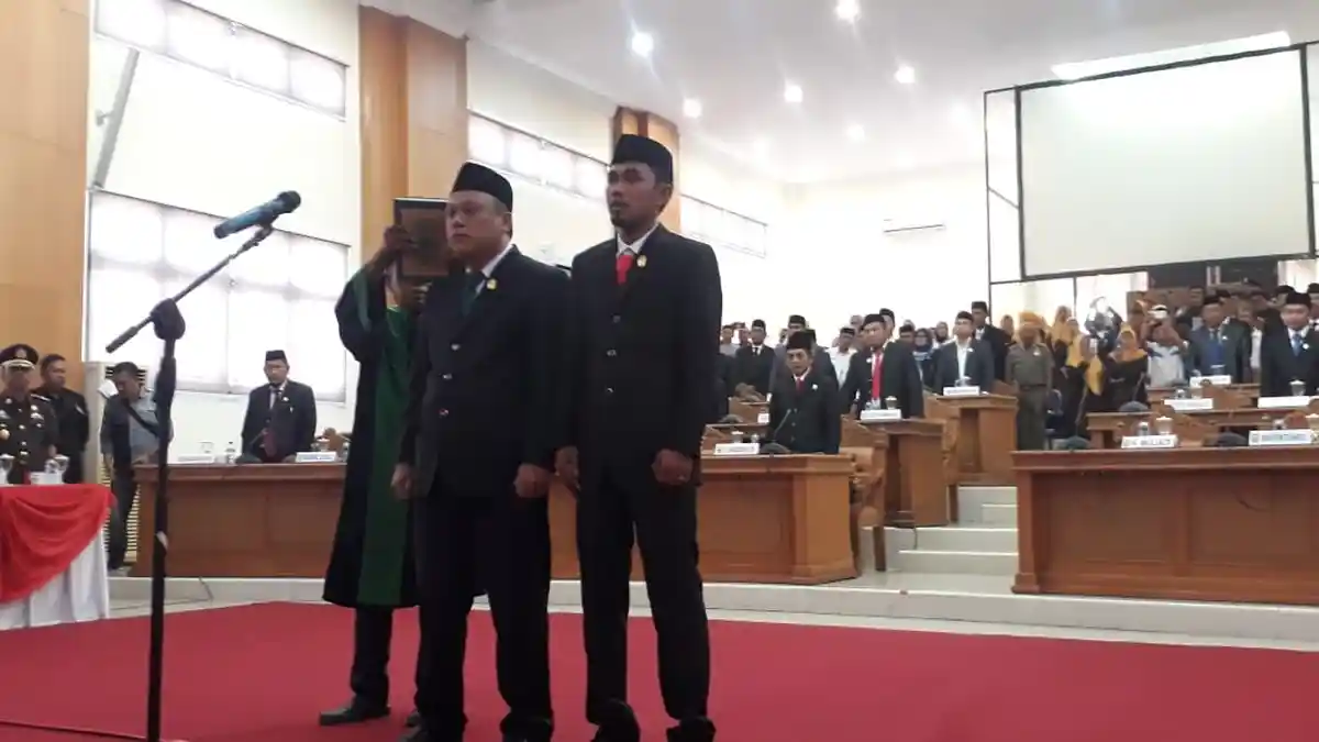 Rusli Sunali Resmi Jabat Ketua DPRD Luwu Periode 2019-2024