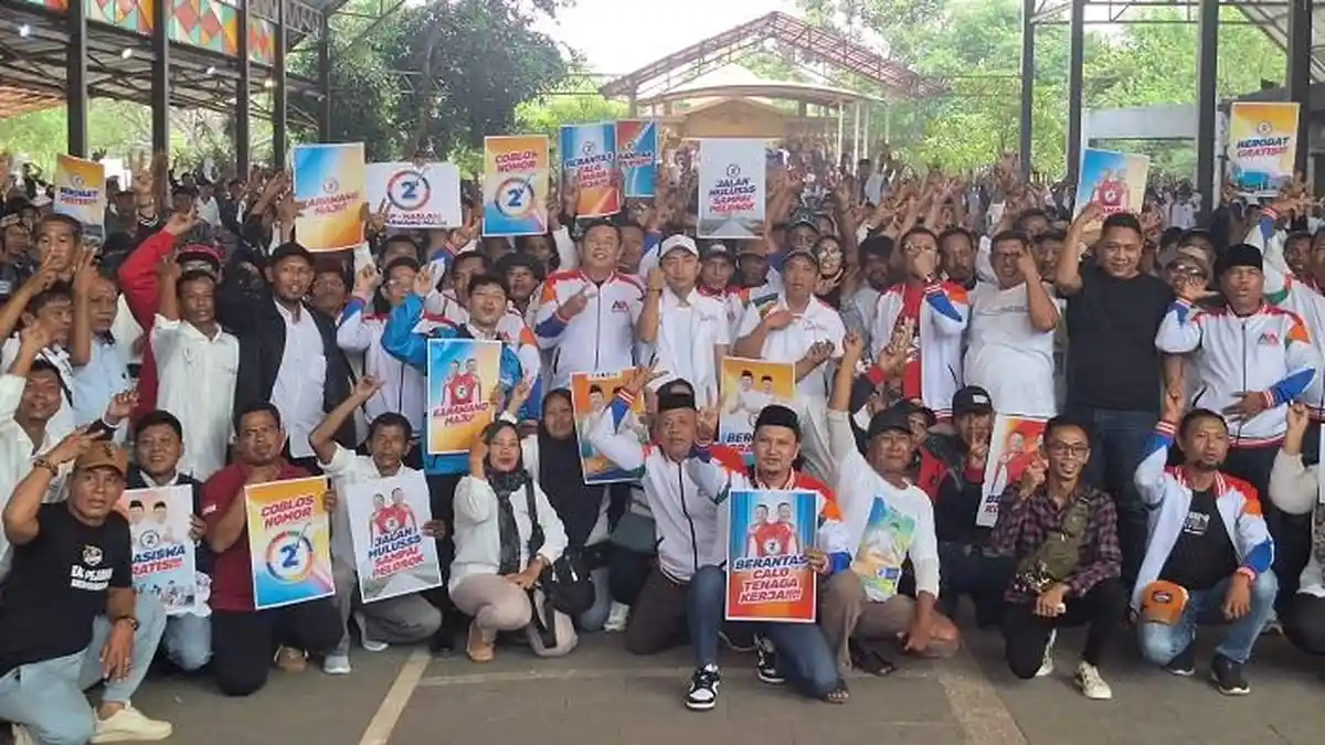 Paslon Aep-Maslani Janji Bakal Gratiskan Buku Paket dan LKS Sekolah Negeri Karawang