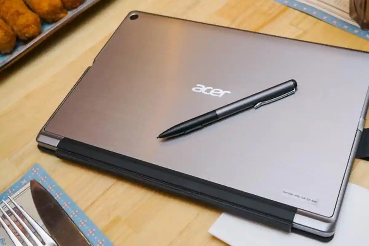 Laptop Tanpa Kipas Acer Switch Alpha 12