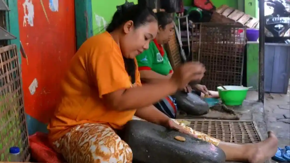 Emping Jengkol Kampung Labirin, Penganan Khas Kota Bogor yang Wajib Dicoba