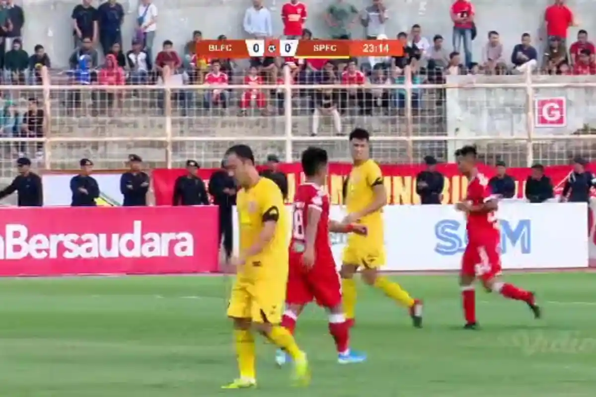 Hasil Perseru Badak Lampung Vs Semen Padang, Kabau Sirah Coba Menekan, Babak Pertama Imbang 0-0