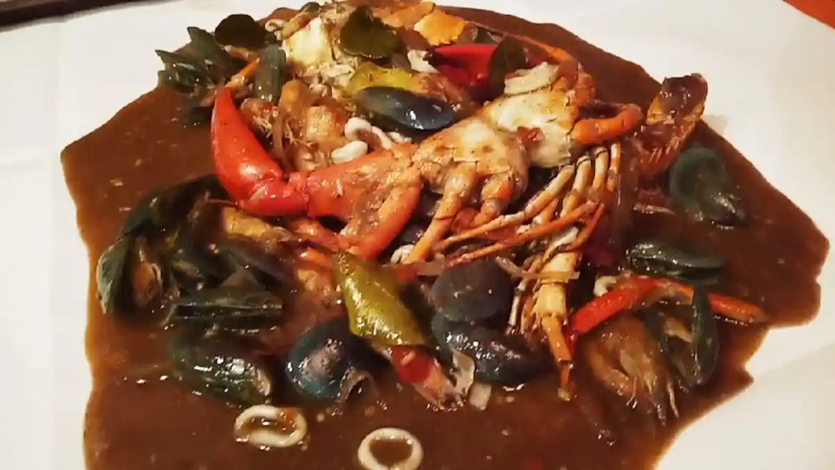 5 Menu Makan Siang Pilihan Khas Bogor, Rasanya Dijamin Lezat, Harga Gak Bikin Dompet Jebol