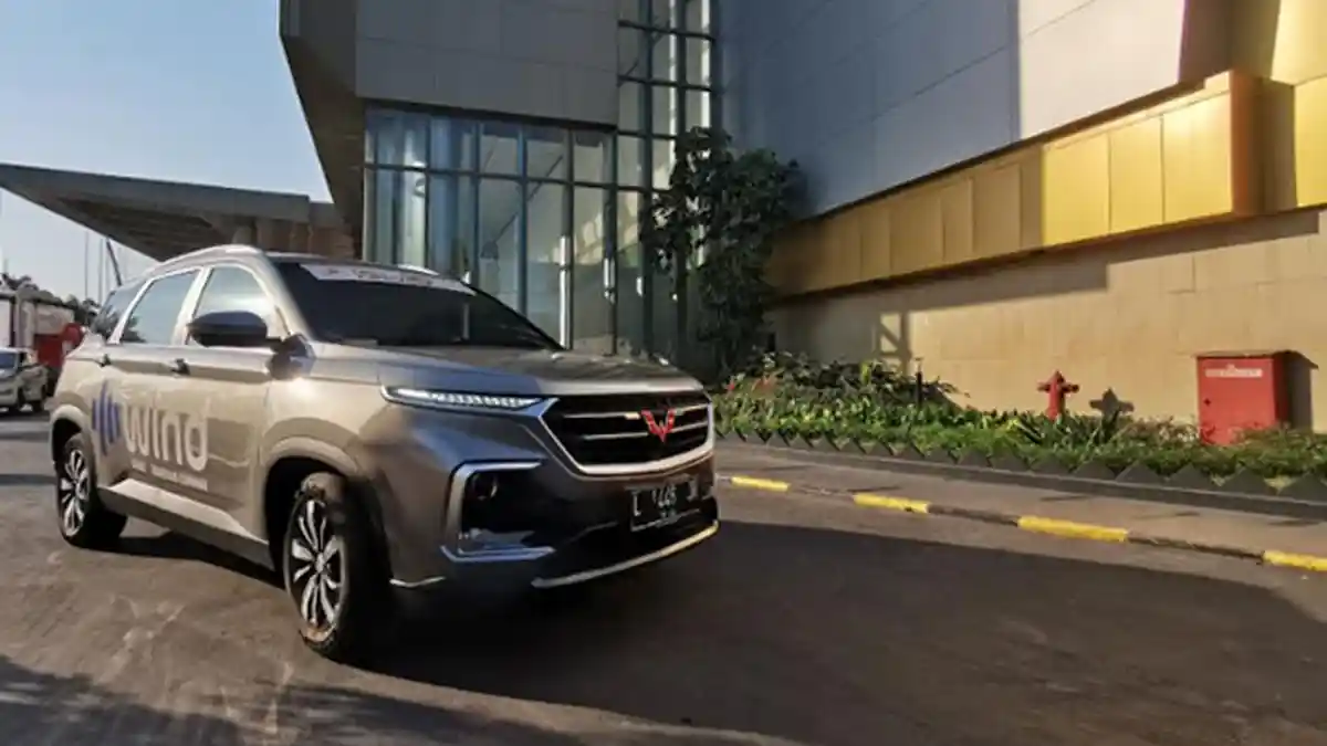 SUV Wuling Almaz Dilengkapi Voice Command Bahasa Indonesia, Segini Harganya Untuk OTR Surabaya