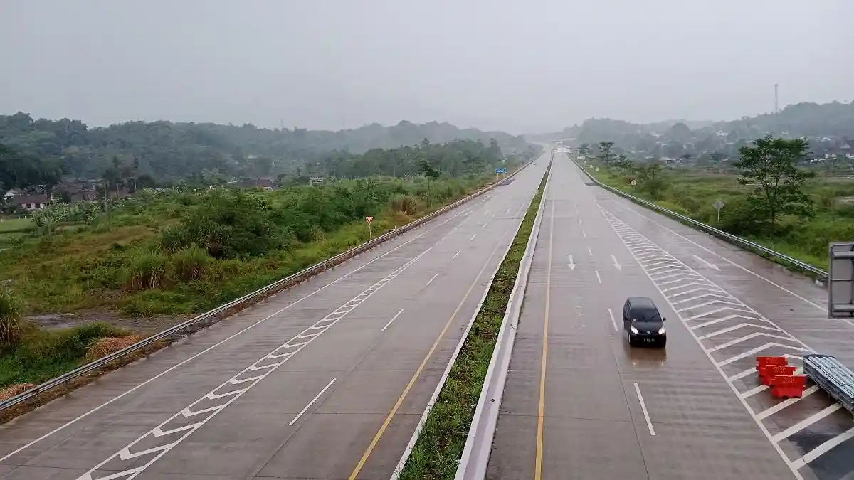 Tol Cisumdawu Tembus sampai Tol Cipali tapi dari Cimalaka Cuma 1 Jalur, Ini Kendalanya
