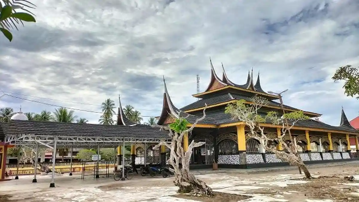 Kawasan Makam Syekh Burhanuddin, Ada Paket Lengkap Wisata Religi di Padang Pariaman