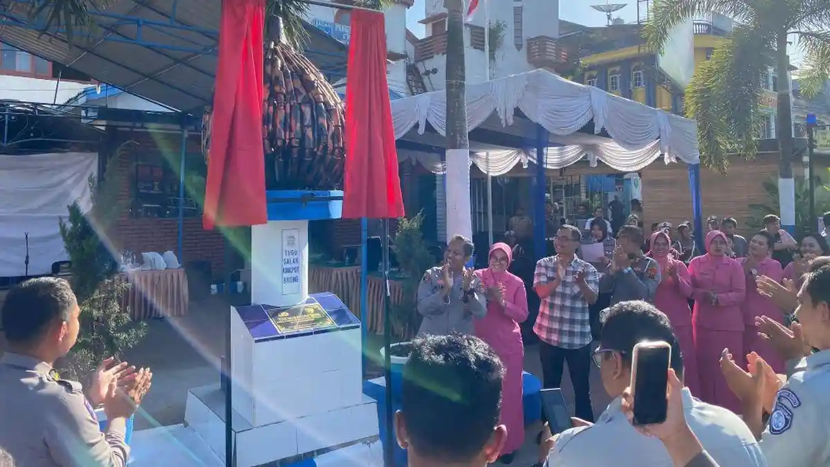 Dari Pelanggaran Jadi Pelajaran: Peresmian Tugu Salak Knalpot Brong oleh Polres Padangsidimpuan