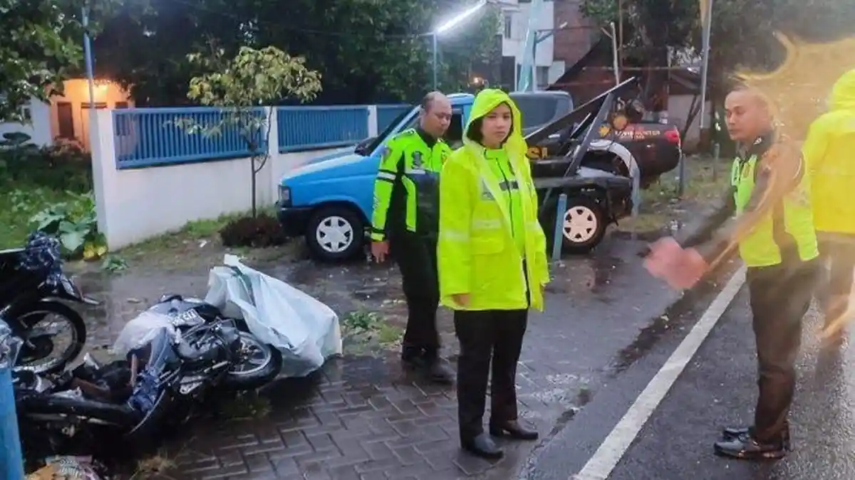 Kecelakaan Maut di Malang: Mobil Pick-up Tabrak 3 Motor dari Arah Berlawanan, 4 Orang Tewas