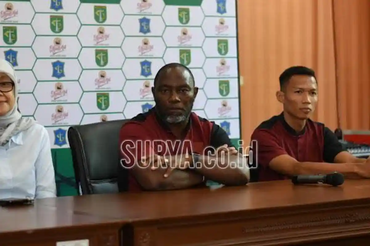 Samsul Arif Munip Diturunkan Hadapi Persebaya Surabaya, Ini Kata Pelatih Jacksen F Tiago