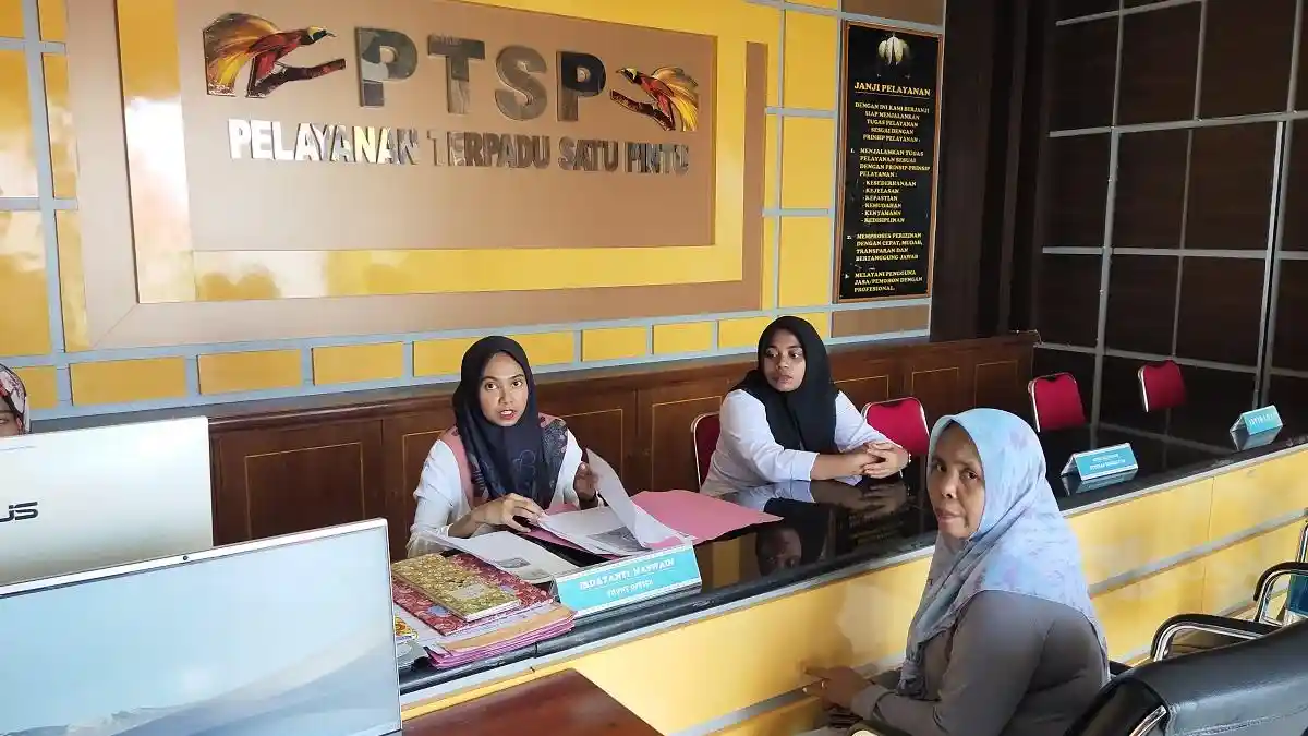 Jadi Garda Terdepan Berantas Pungli, DPMPTSP Fakfak Ciptakan Ekosistem Kerja Integritas Tinggi
