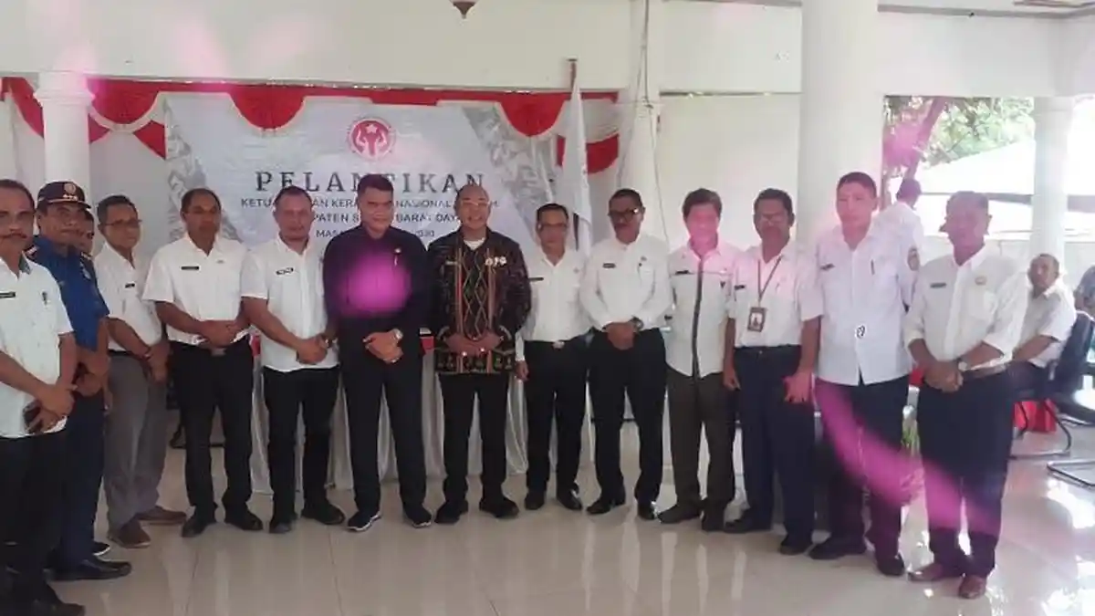 Mantan Bupati Sumba Barat Daya Markus Dairo Tallu Resmi Dilantik Menjadi Ketua Dekranasda