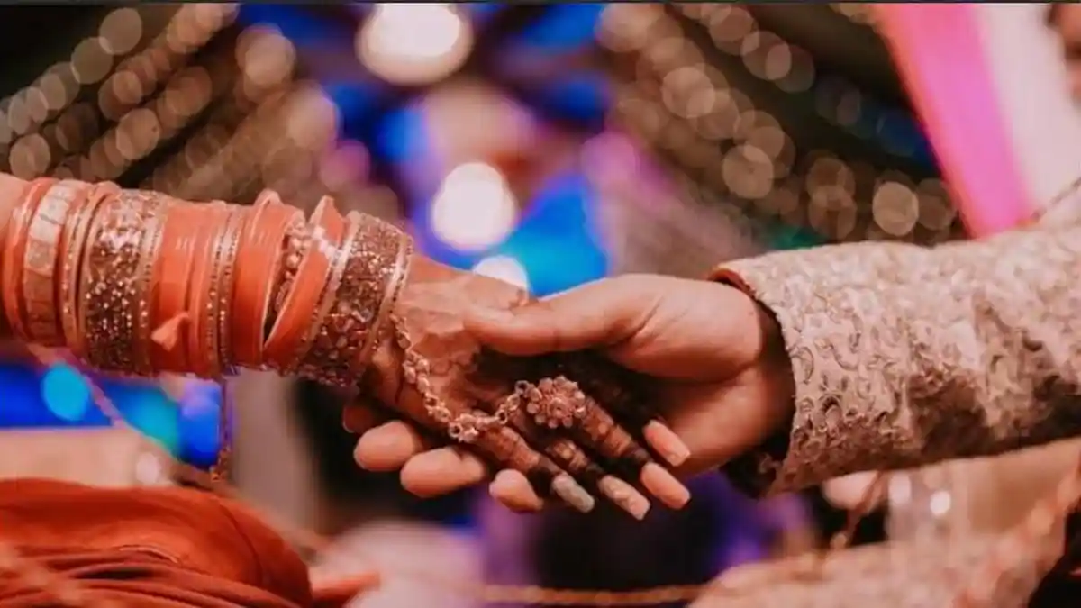 Istri Bawa Kabur Perhiasan dan Barang Berharga setelah 3 Minggu Nikah, Suami Dikunci di Kamar Mandi