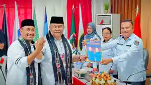 Agus-Ririmasse-Novan-Liem-resmi-mendaftarkan-d.jpg