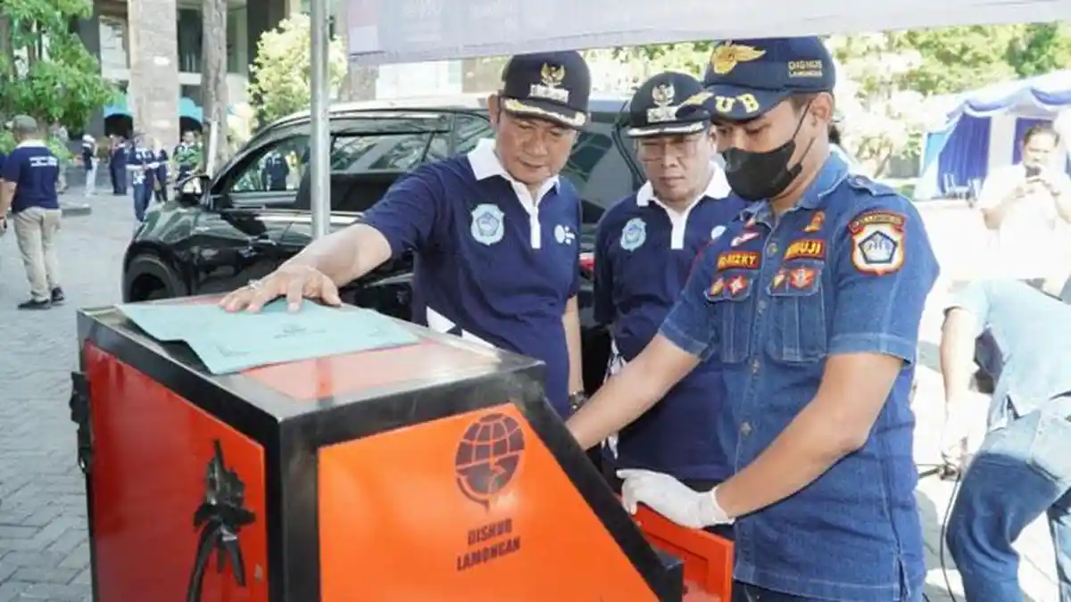 Hari Lingkungan Hidup Sedunia, Puluhan Kendaraan Dinas Pemkab Lamongan Diuji Emisi