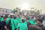 DEMO-MAHASISWA-di-depan-Gedung-DPRMPR-RI-Senayan-Jakarta-Pusat-Senin-1562026.jpg