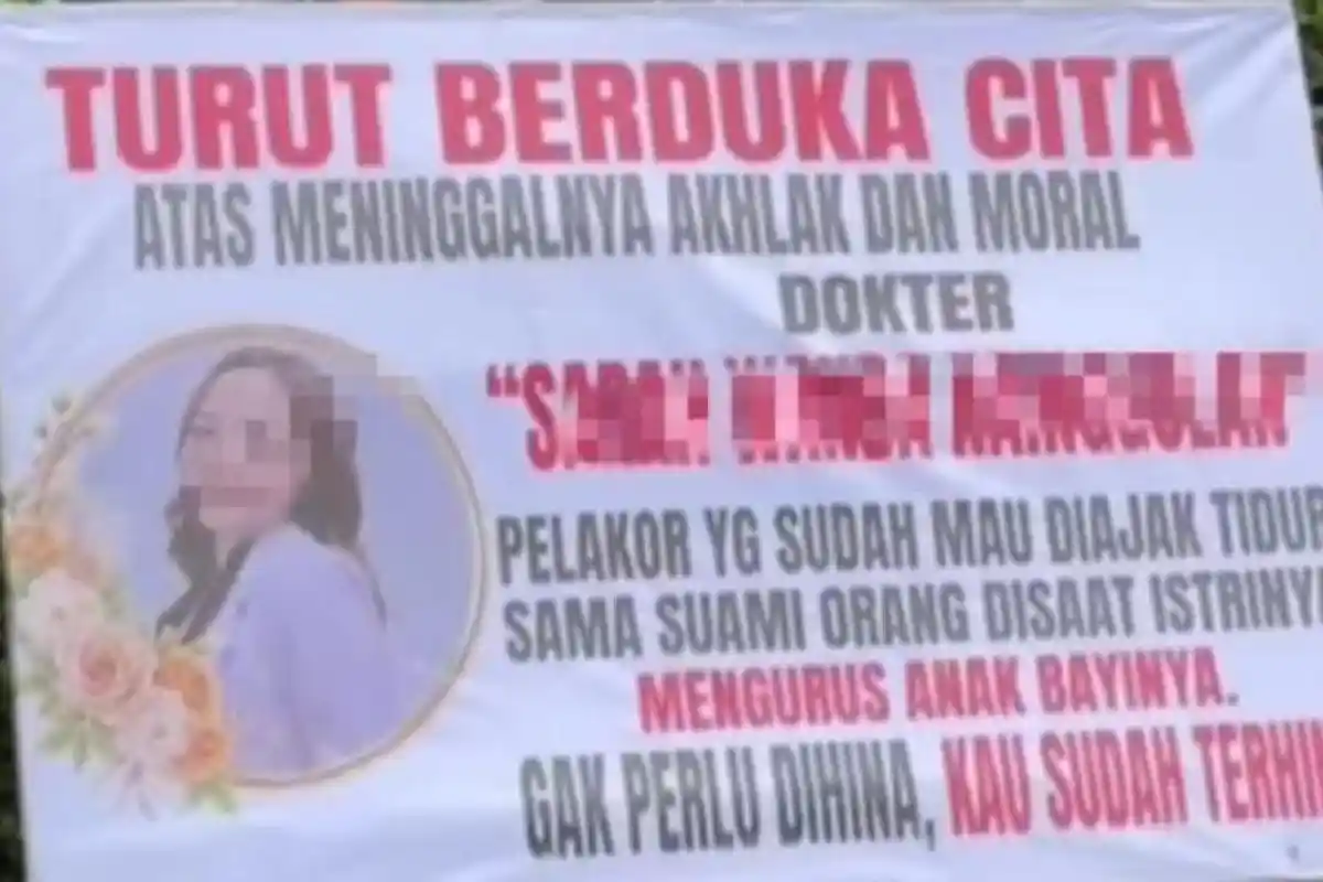 Suci Pengirim Papan Bunga Beri Titel Baru Wanita Diduga Selingkuhan Suaminya saat Wisuda: Selamat