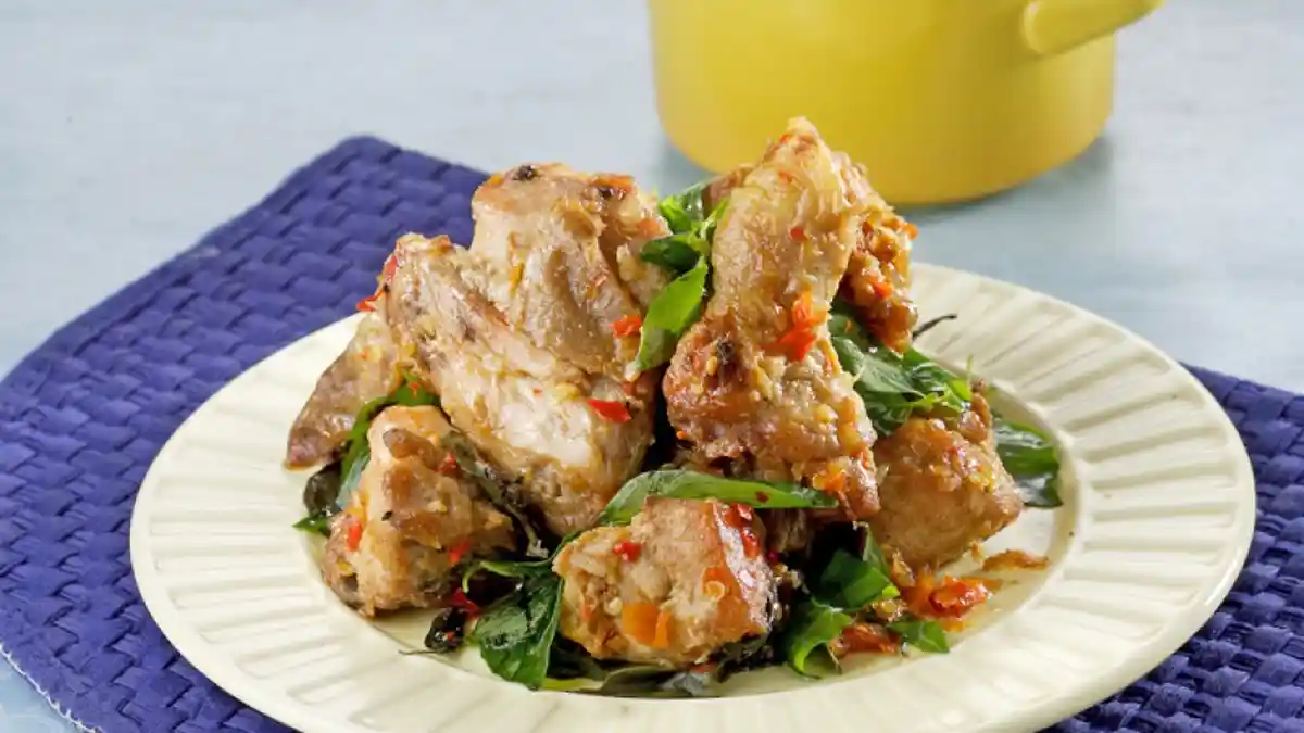 Resep Ayam Penyet Kemangi - Hidangan Super Istimewa, Tak Perlu Lagi Jajan Diluar!