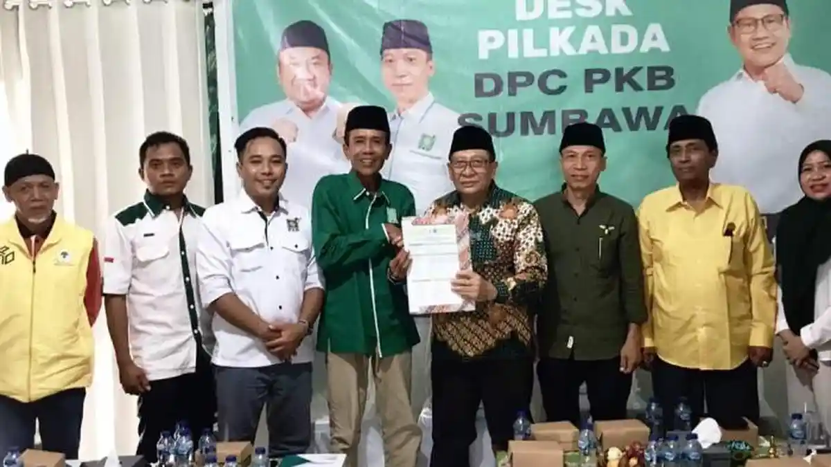Bupati Sumbawa Mahmud Abullah Kembalikan Formulir Pendaftaran Pilkada 2024 ke PKB