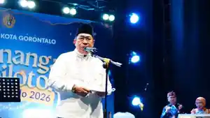 TUMBILOTOHE-Adhan-Dambea-buka-resmi-lomba-Tumbiltohe-di-Kota-Gorontalo.jpg