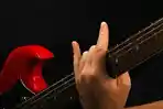 Alasan Gibson SG Jadi Senjata Andalan Gitaris Rock