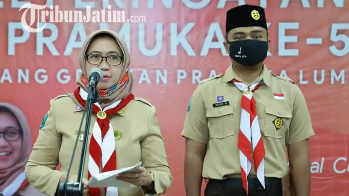 Bunda Indah Pimpin Upacara Peringatan Hari Pramuka ke-59 di Lumajang, Ini Pesannya