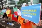 Aksi Selamatkan Mahkamah Konstitusi