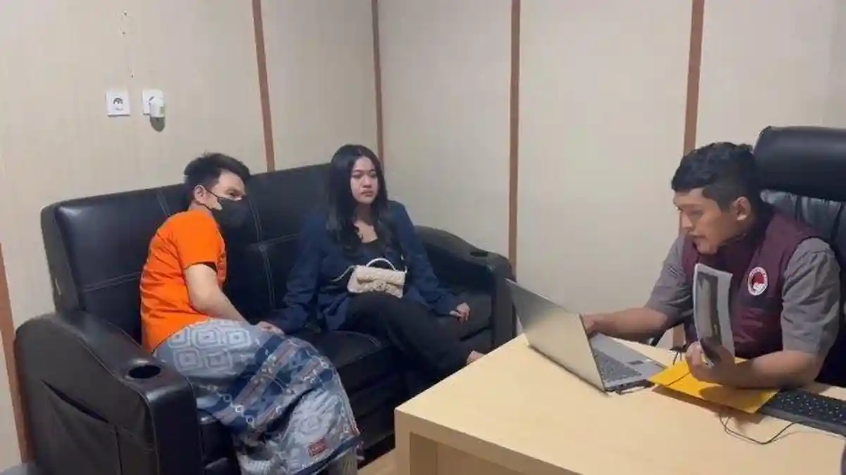 Idap Kanker hingga Pendarahan, Jonathan Frizzy Pasrah Resmi Ditahan, Dhena Devanka Singgung Bahagia