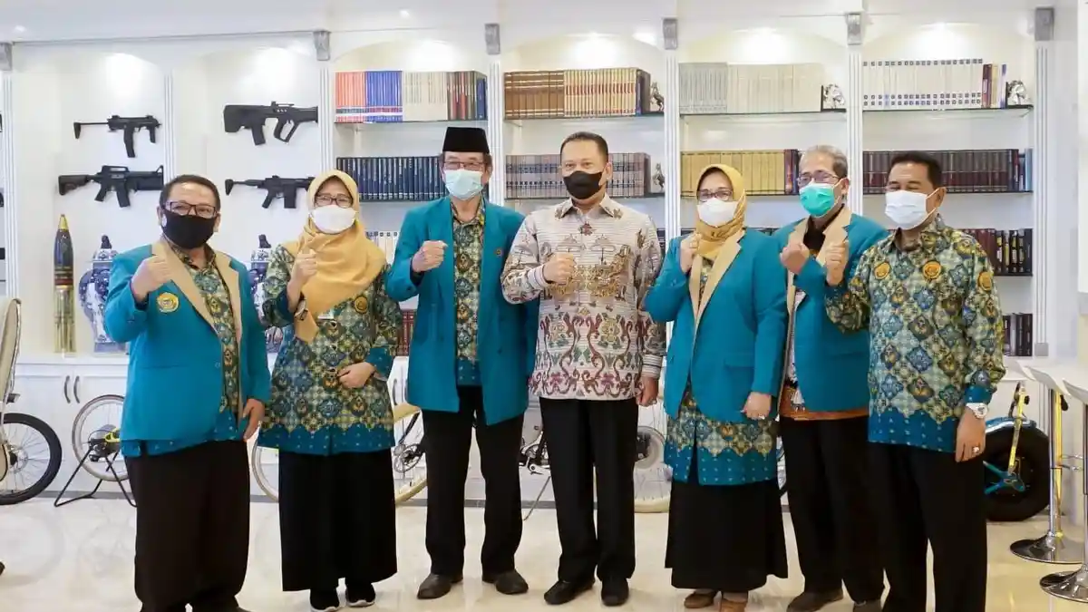 Terima Pengurus PGMI, Bamsoet Minta Pemerintah Tingkatkan Kesejahteraan Guru Madrasah