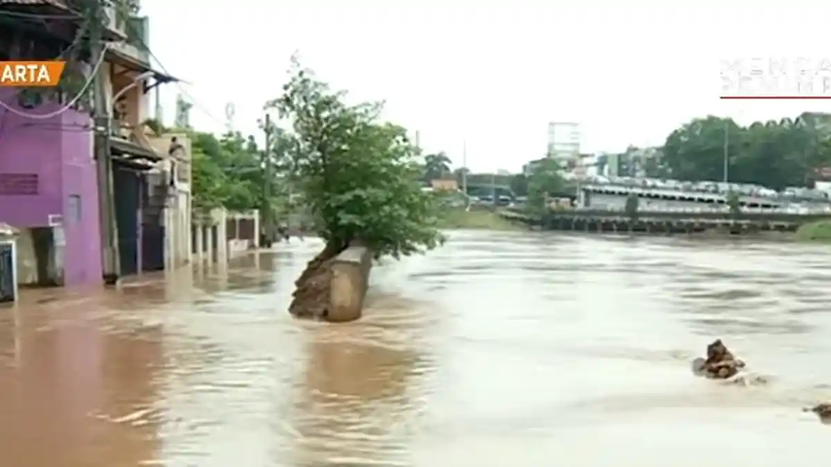 Ahok Jamin Banjir 3-4 Jam Langsung Surut