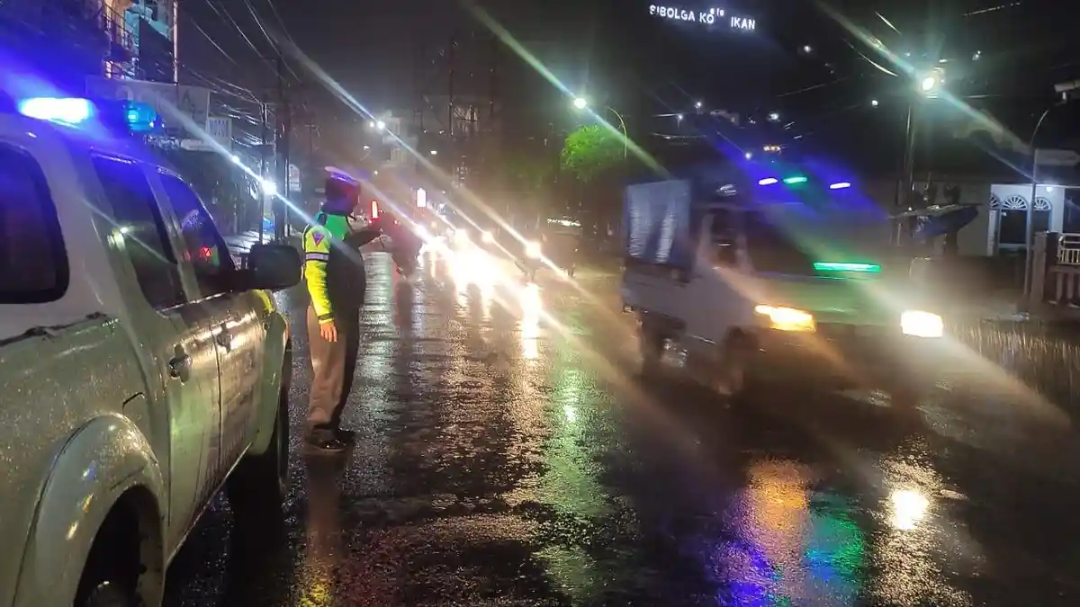 Tekan Angka Kecelakaan dan Perangi Balap Liar, Satlantas Polres Sibolga Gelar Blue Light Patrol