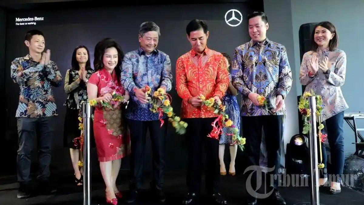 FOTO: PT Kumala Bintang Cemerlang Hadirkan Dealer Mercedes-Benz di Makassar - suasana-peresmiang3.jpg