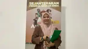 Dr-Aishah-MPd-dinas-tenaga-kerja-banda-aceh.jpg