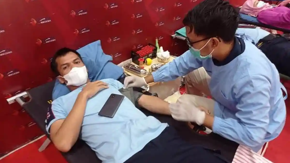 Peringati HUT ke-77 RI, PMI Pesawaran Gelar Kegiatan Donor Darah Warga