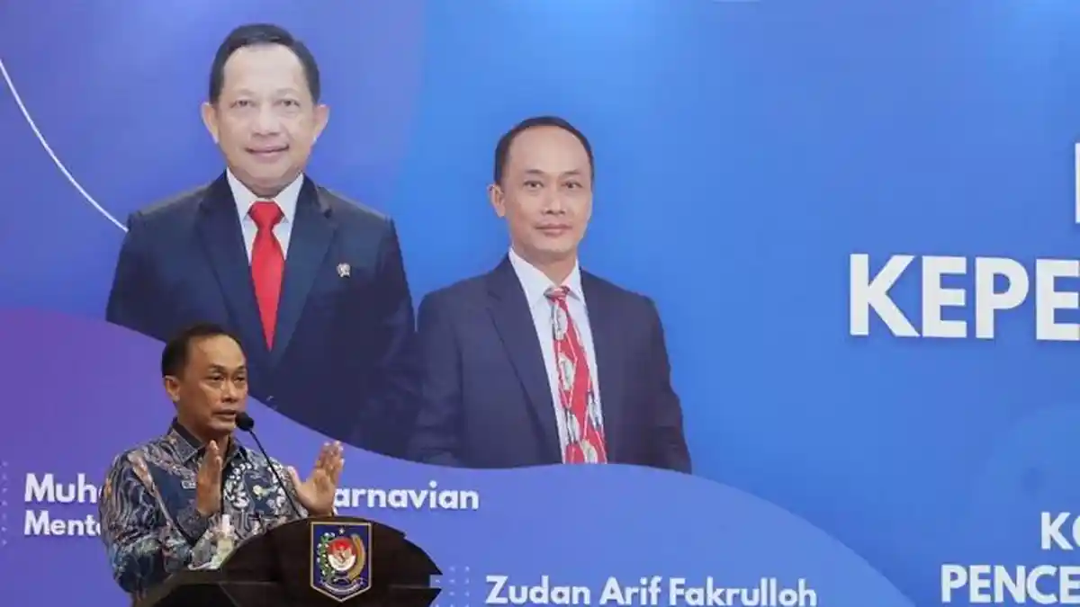 Tidak Ada Kolom Jenis Kelamin Transgender di KTP-el, Ini Penjelasan Dirjen Dukcapil