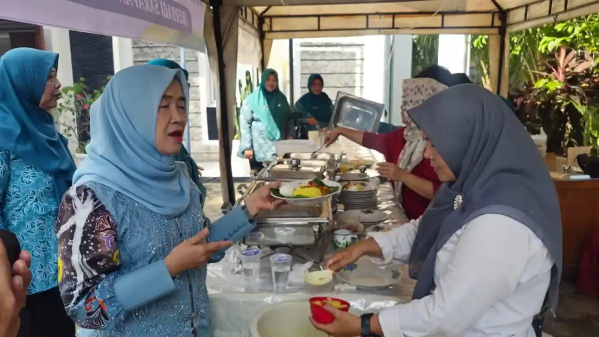 Hesnidar Haris Ajak Warga Jambi Perbanyak Salawat Lewat Program Rabu Berkah