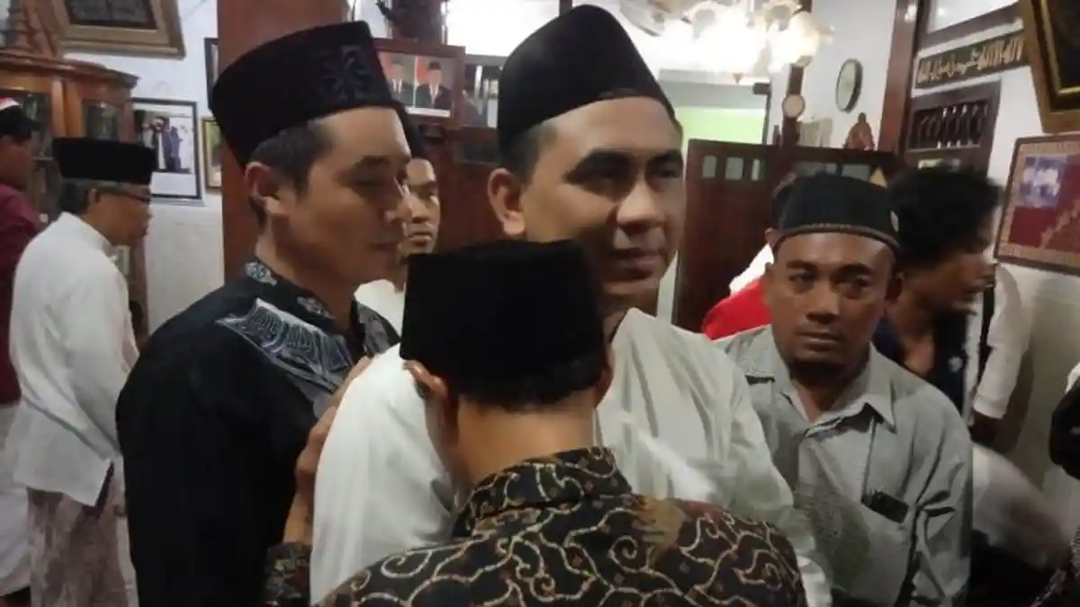 Viral Kabar Mbah Moen Ingin Meninggal pada Hari Selasa, Begini Penjelasan Gus Yasin dan Gus Kamil