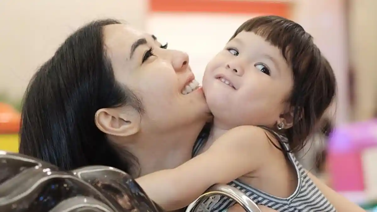 Lucu! Gisel Suruh Gempita Angkat Tangan, Kira-kira Kenapa Ya?
