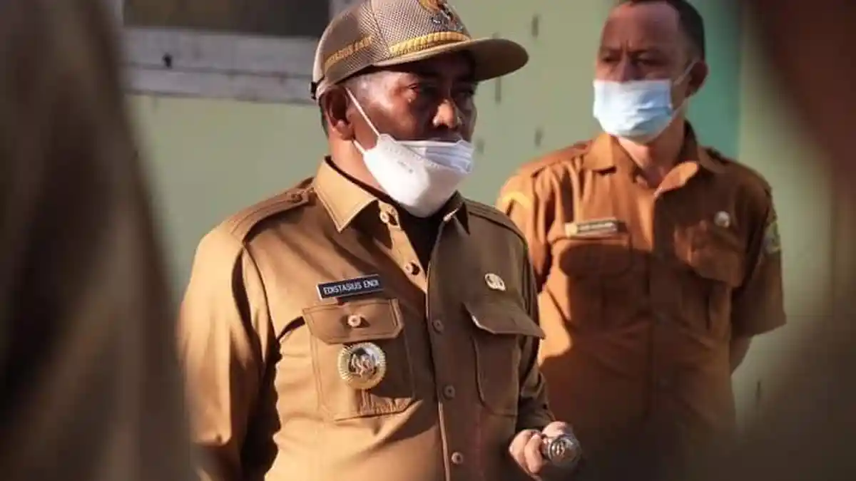 Lakukan Sidak Bawa Tongkat Komando, Ini Penjelasan Bupati Mabar