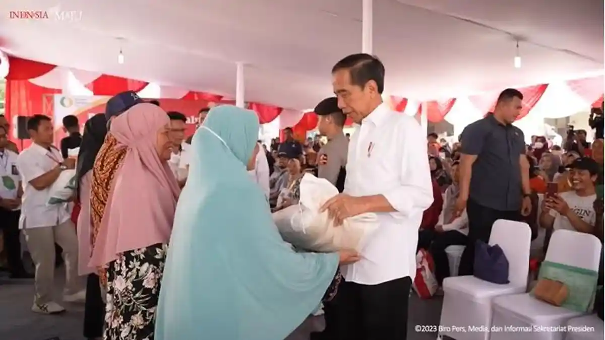 Pemerintah Putuskan Bansos Beras 10 Kg Per Bulan Diperpanjang Hingga Desember 2023