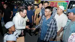 Irwan-Lapatta-hadiri-Lebaran-Mandura.jpg