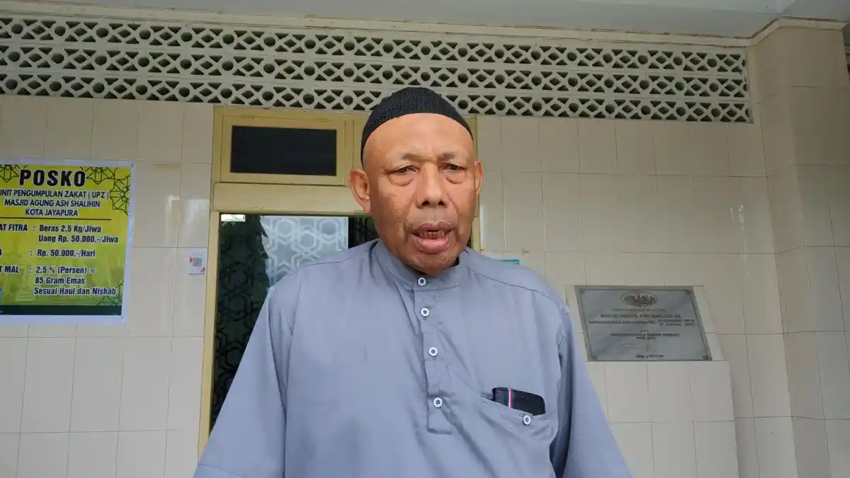 Panitia dan Umat Masjid Agung ASH-Shalihing Rayakan Idul Fitri Dengan Penuh Semangat
