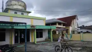 rumah-ibadah-masjid-bakti-dan-gereja-gkpi.jpg