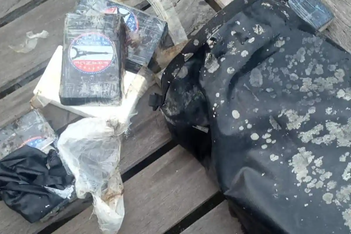 Ratusan Kilo Kokain Tak Bertuan Mengapung di Laut Indonesia, Kok Bisa!