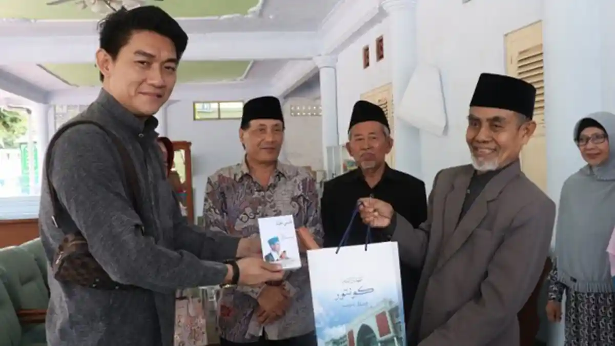 Dari Sahabat Istrinya, Ifan Seventeen Dapatkan Foto Dylan Sahara Semasa Sekolah