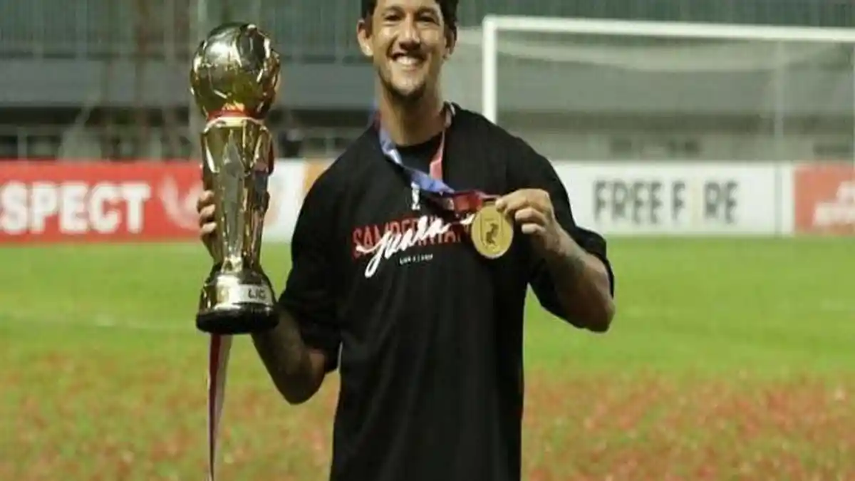 Hadapi Liga 1 2022, Irfan Bachdim Perkuat Persis Solo, Simak Sosok Terbaru Eks Timnas