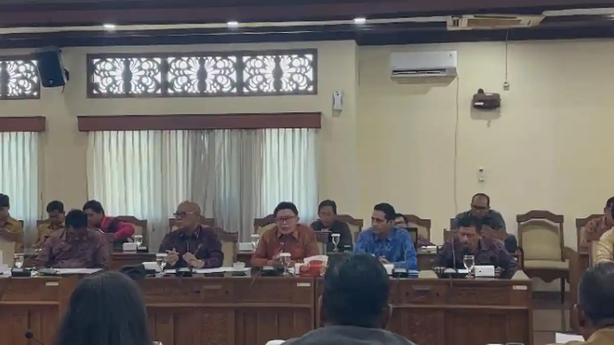 BTID dan Kadis LH Bali Tak Hadiri RDP Pansus TRAP, Supartha Serahkan Hasil Analisis Hukum ke Kejati 