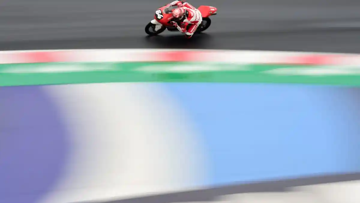 Hasil Kualifikasi Moto3 Hari Ini MotoGp Spanyol 2022 | Izan Guevara Pole , Mario Aji Grid Berapa?