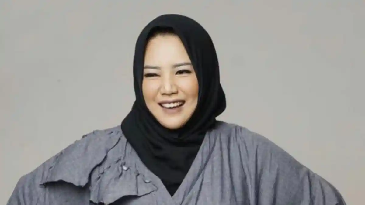 Jelang Disuntik Vaksin Covid-19 Bersama Ariel Noah, Begini yang Dirasakan Risa Saraswati