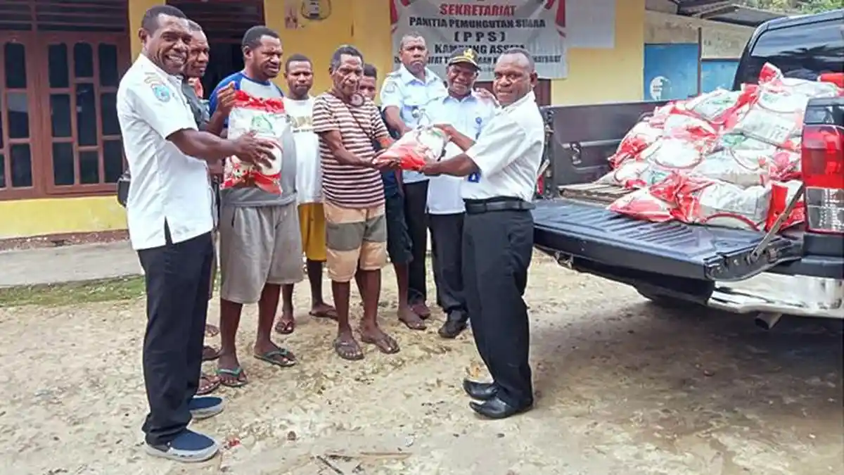 Penyaluran Bansos CPP Tahap I untuk 24 Distrik se-Maybrat Papua Barat Daya Tuntas